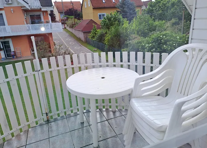 Alinka Apartmanhaz *