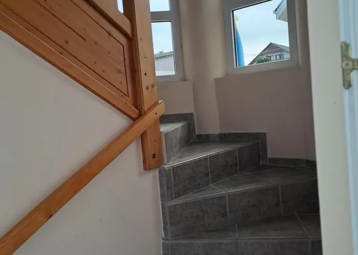 Alinka Apartmanhaz Lägenhet Balatonlelle